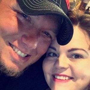 Meet your Posher, Carlie